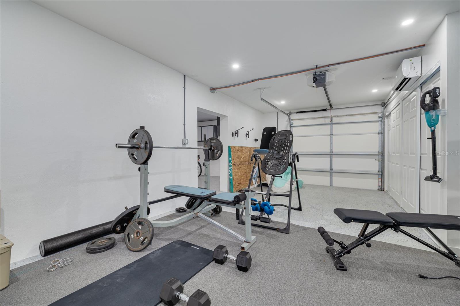 3418 OVERLOOK DR NE, ST PETERSBURG, FL, 33703