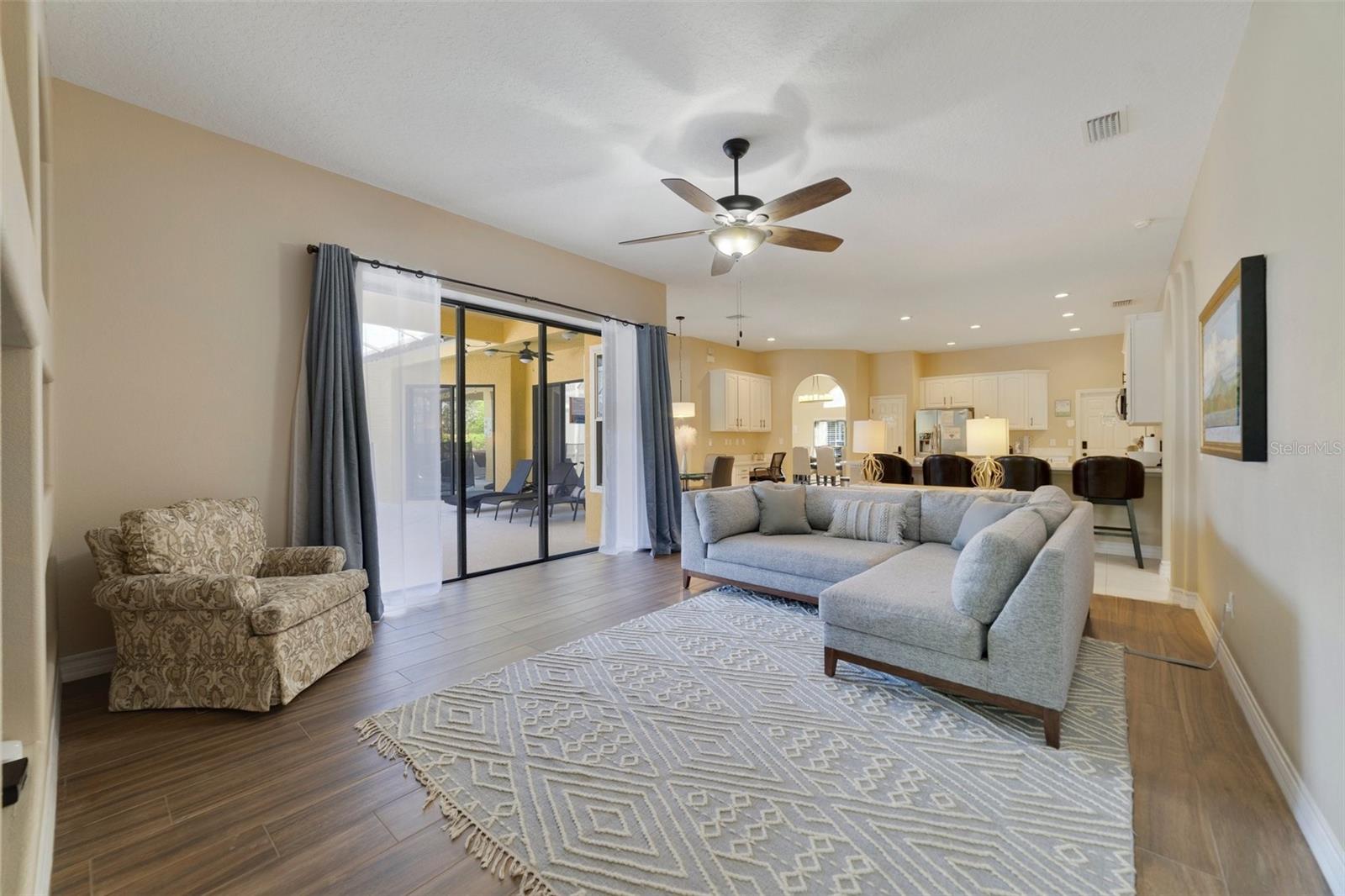 419 COVENTRY RD, DAVENPORT, FL, 33897