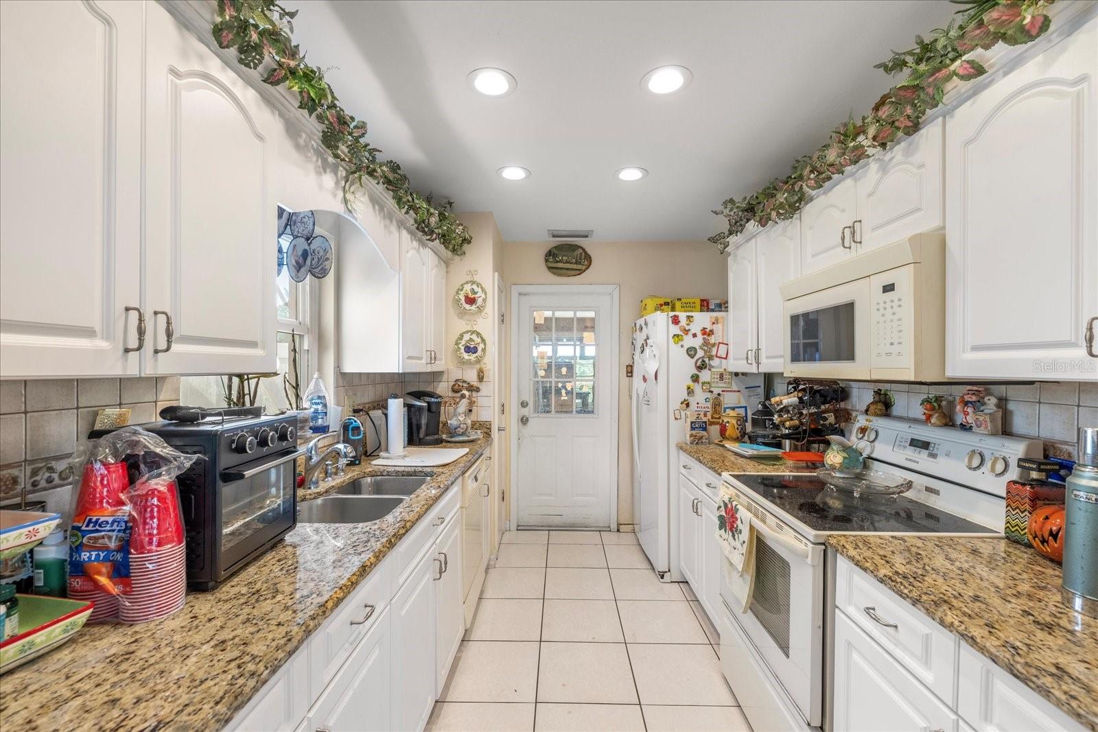 8719 OSAGE DR, TAMPA, FL, 33634