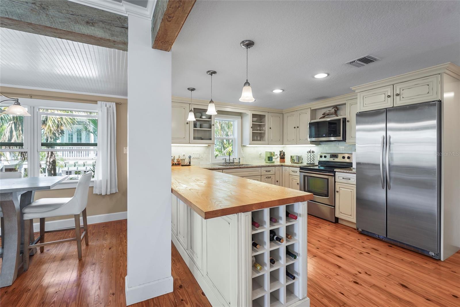 111 FAUBEL ST, SARASOTA, FL, 34242