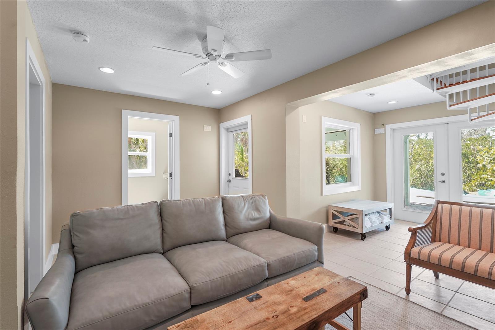111 FAUBEL ST, SARASOTA, FL, 34242