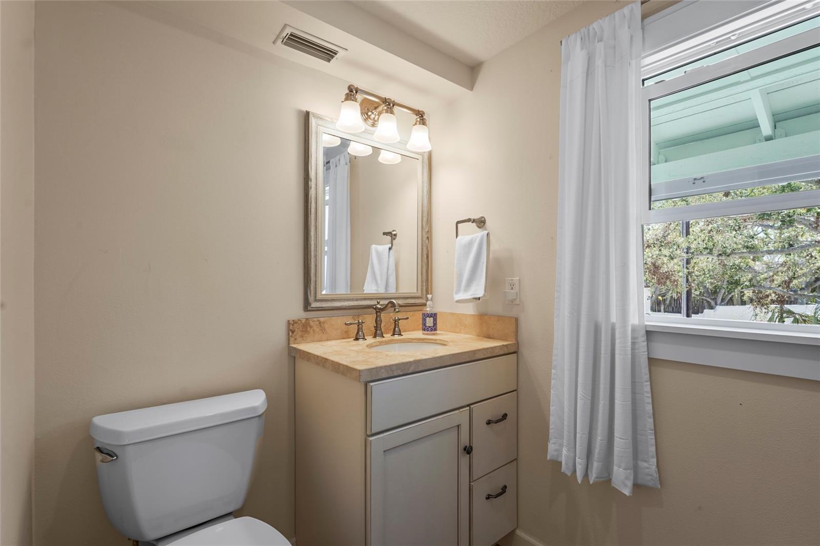 111 FAUBEL ST, SARASOTA, FL, 34242