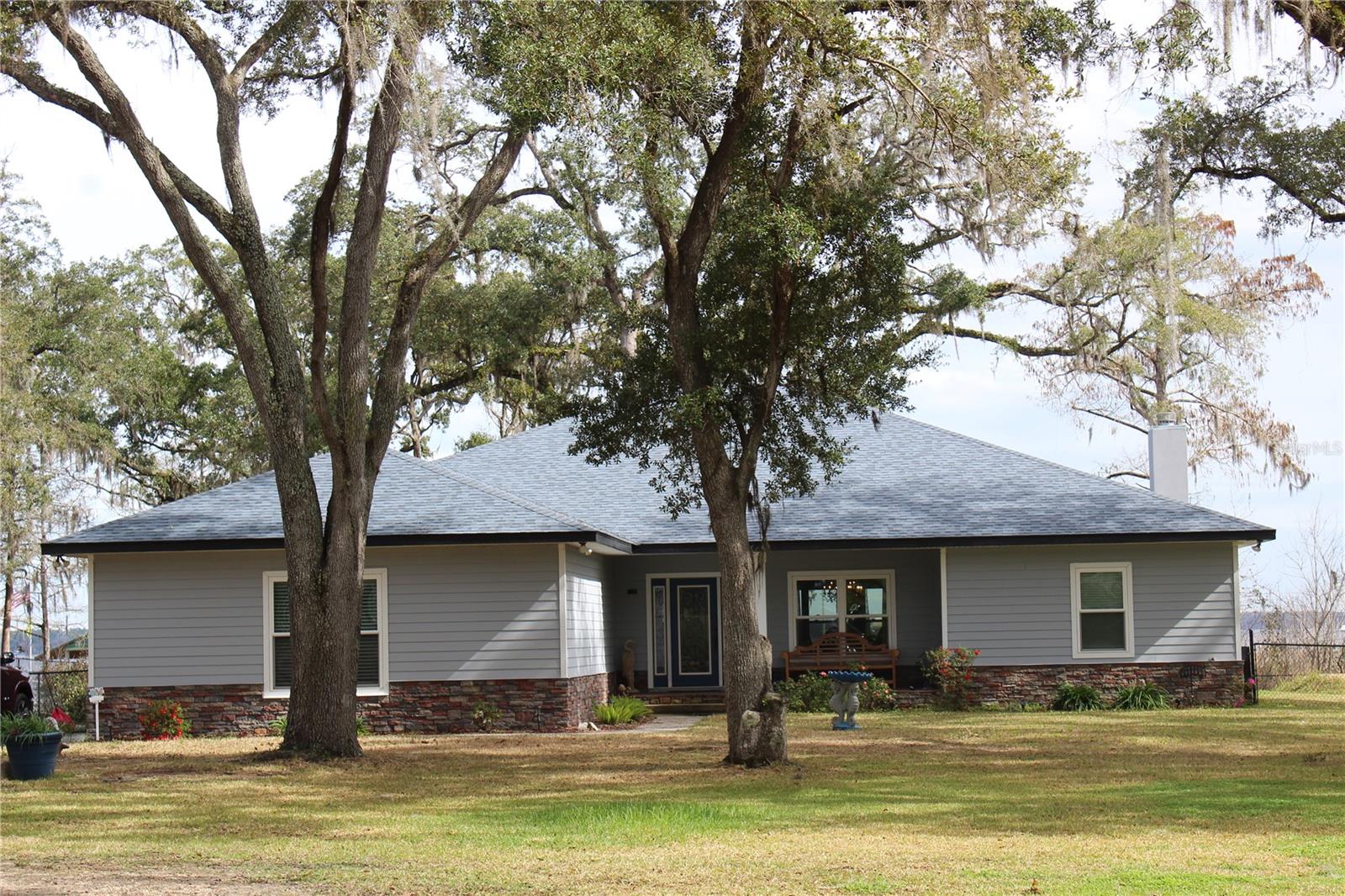 516 CEDAR CREEK RD, PALATKA, FL, 32177