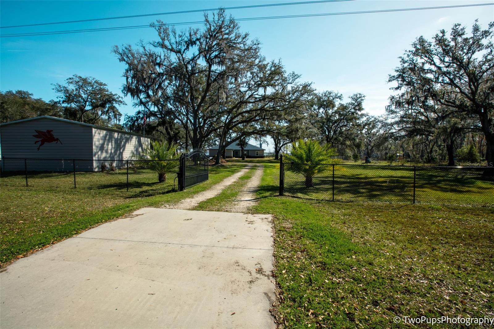 516 CEDAR CREEK RD, PALATKA, FL, 32177