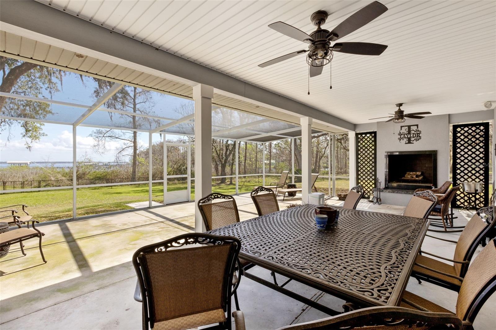 516 CEDAR CREEK RD, PALATKA, FL, 32177