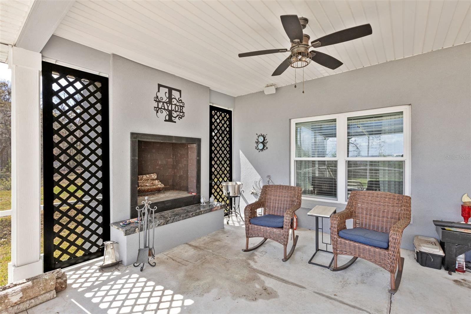 516 CEDAR CREEK RD, PALATKA, FL, 32177
