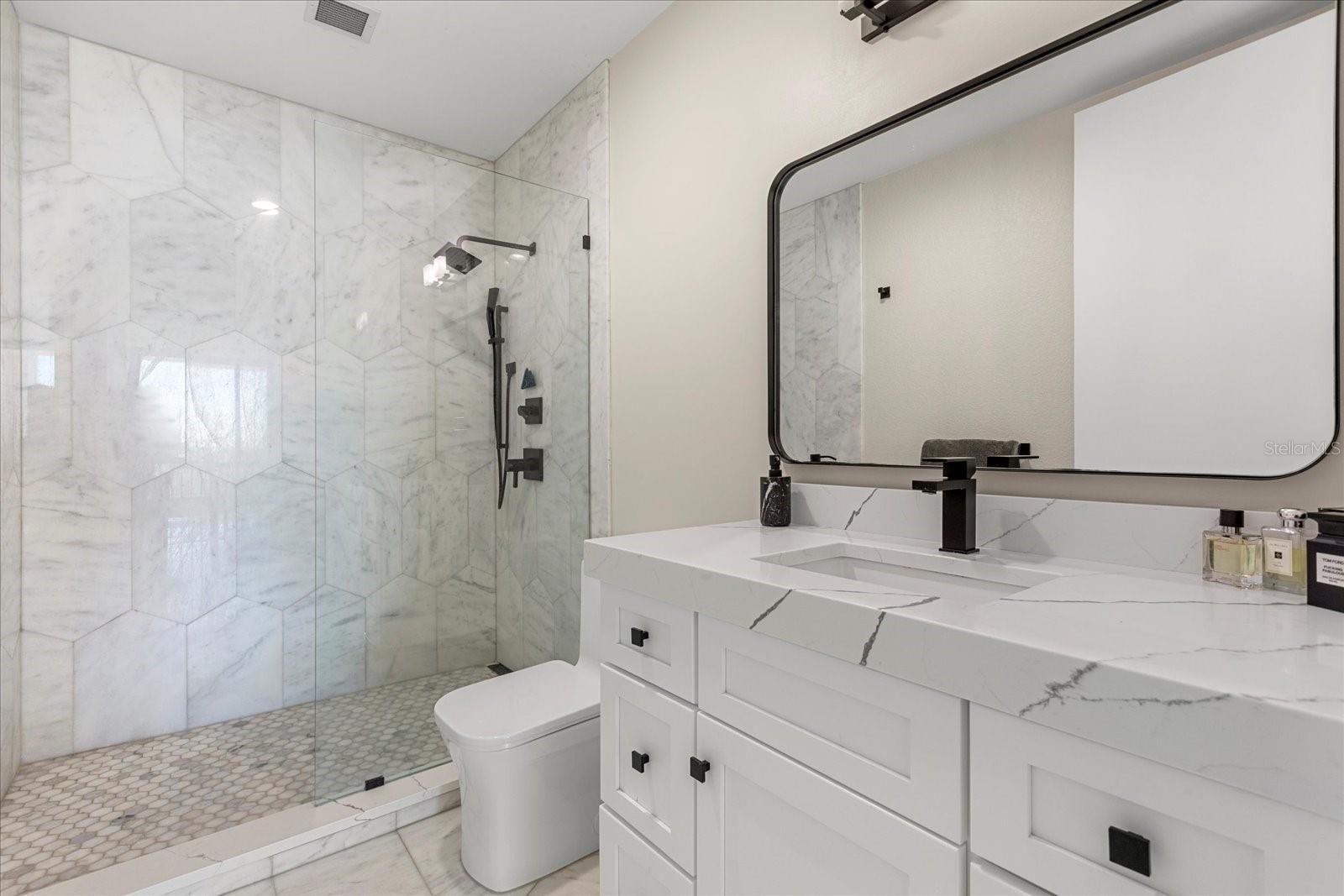 150 E ROBINSON ST #807, ORLANDO, FL, 32801