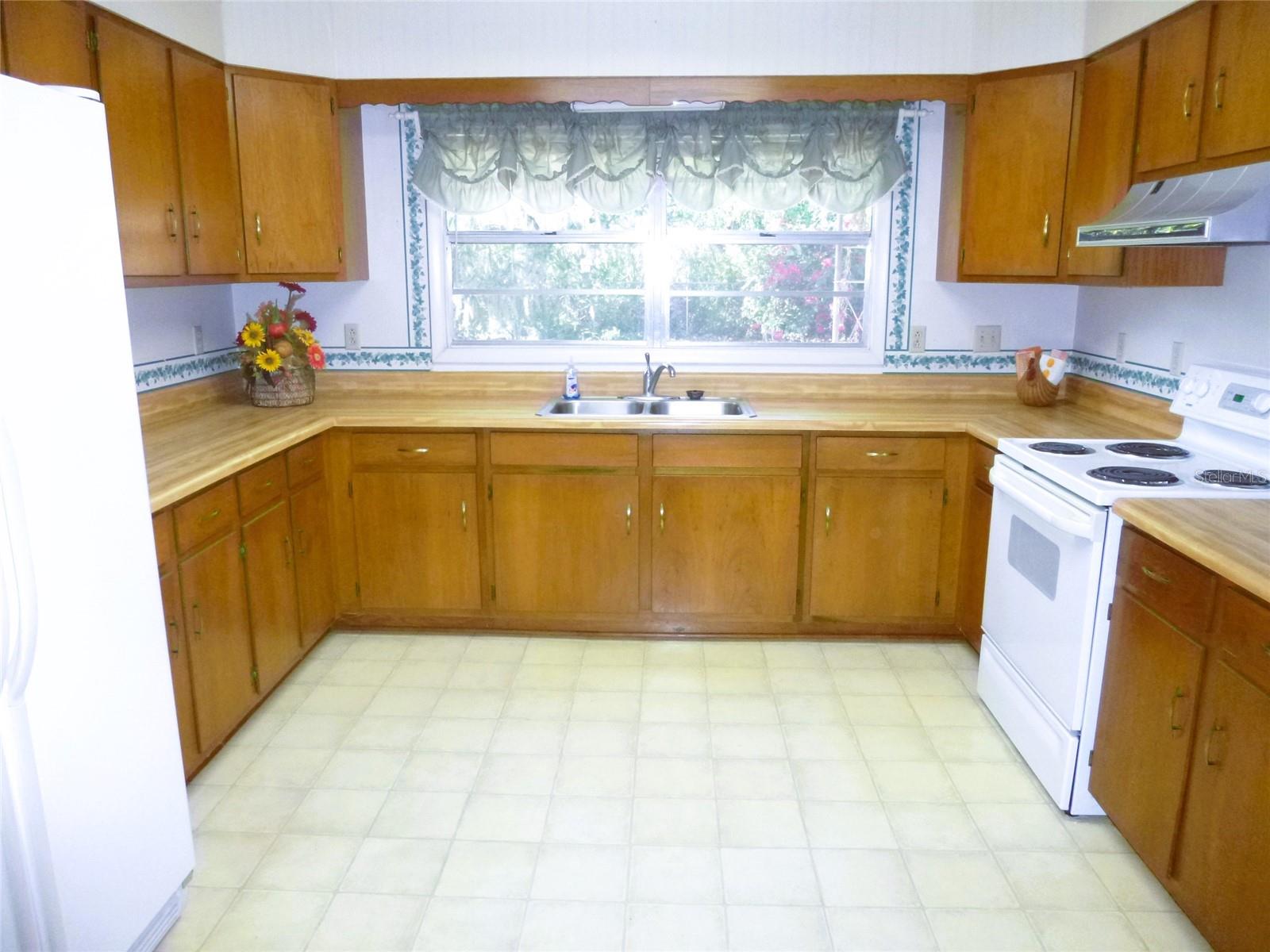 9 SILVER SAND RD, FROSTPROOF, FL, 33843