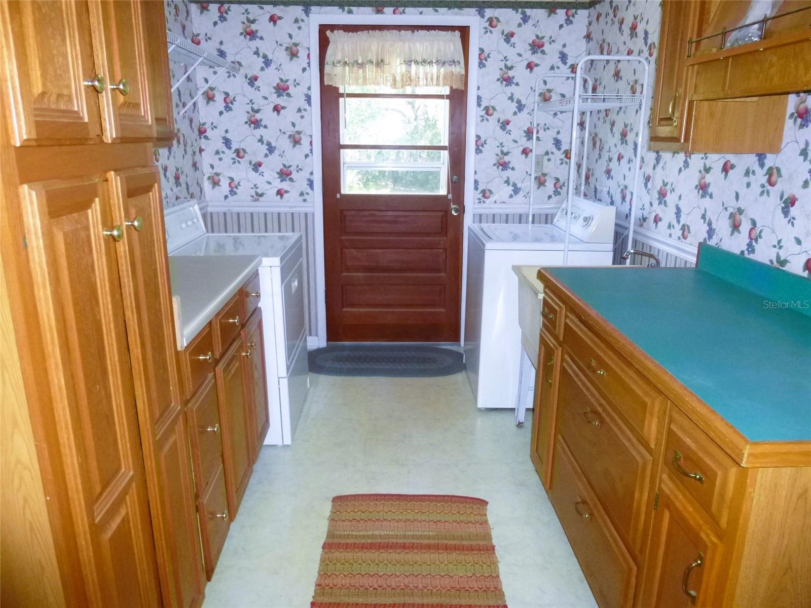 9 SILVER SAND RD, FROSTPROOF, FL, 33843