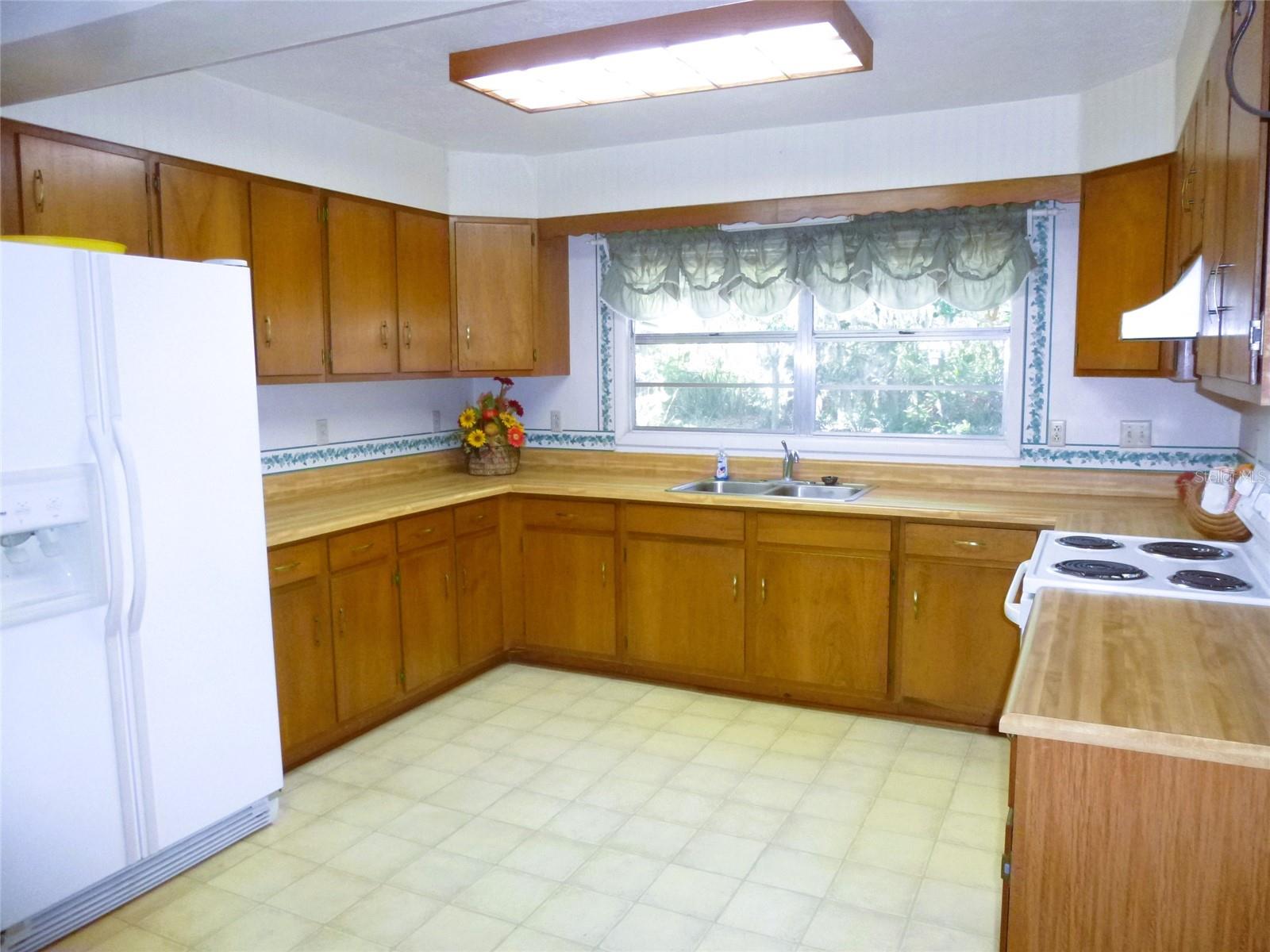 9 SILVER SAND RD, FROSTPROOF, FL, 33843