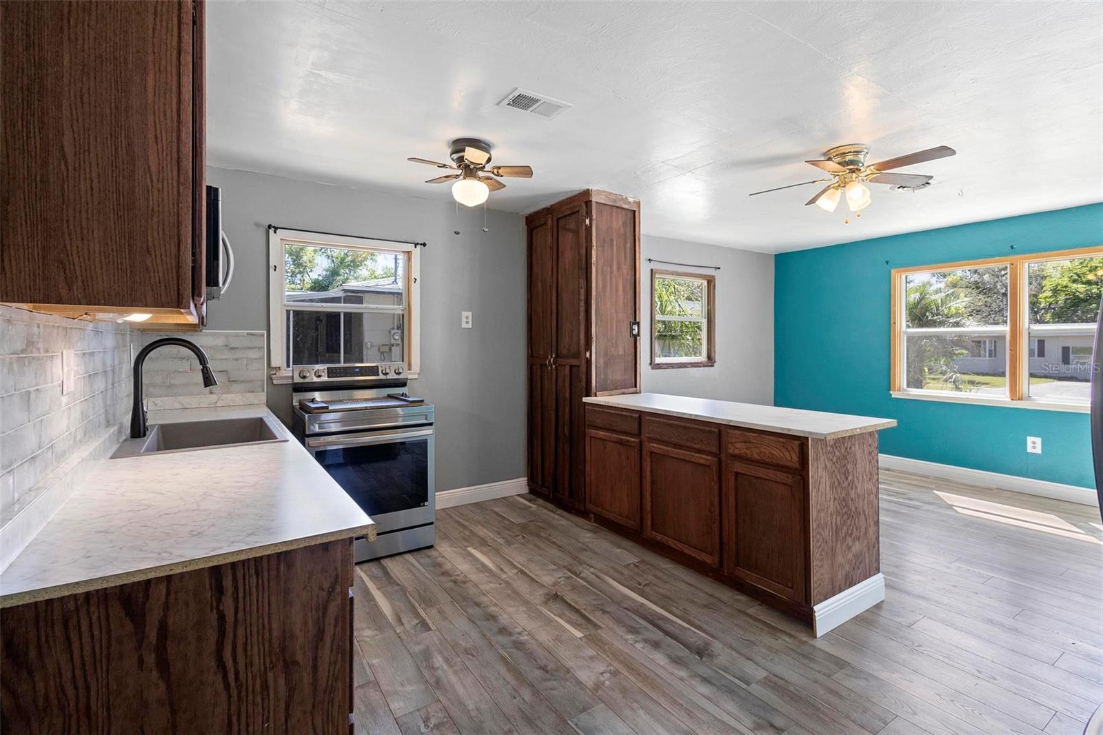 241 S MARYDELL AVE, DELAND, FL, 32720