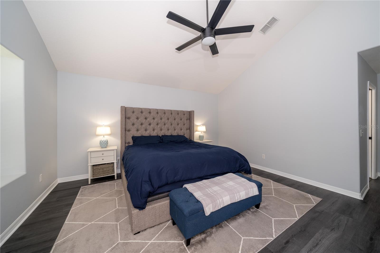 2206 GREEN OAKS LN, TAMPA, FL, 33612