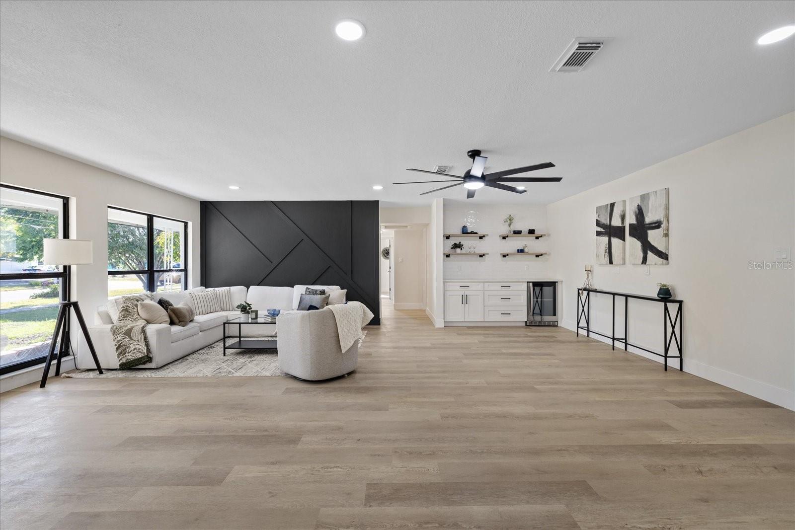 4105 W IOWA AVE, TAMPA, FL, 33616