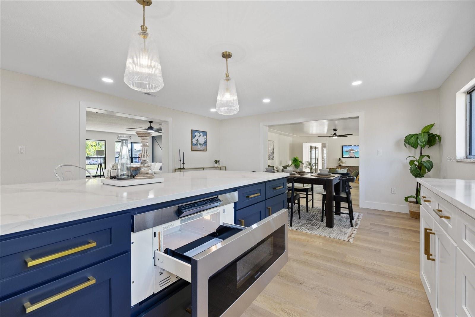 4105 W IOWA AVE, TAMPA, FL, 33616