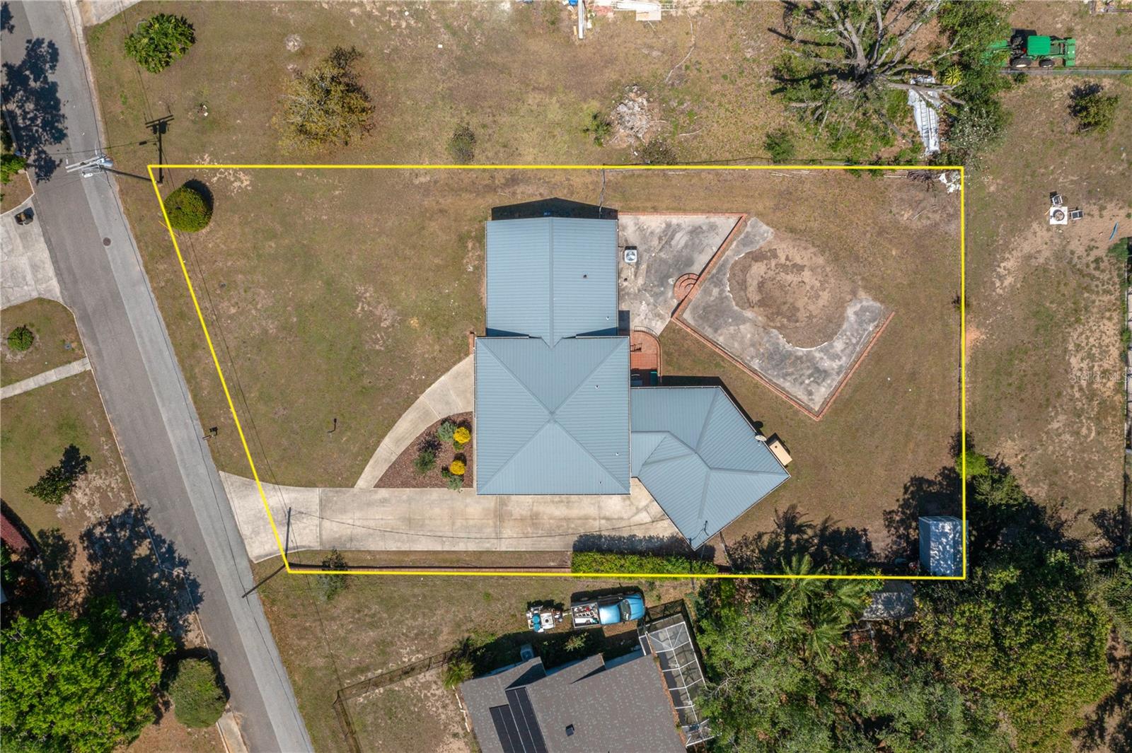 20 HEIGHTS AVE, FROSTPROOF, FL, 33843