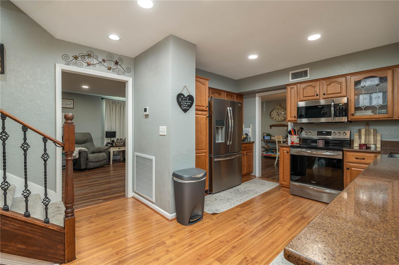 20 HEIGHTS AVE, FROSTPROOF, FL, 33843