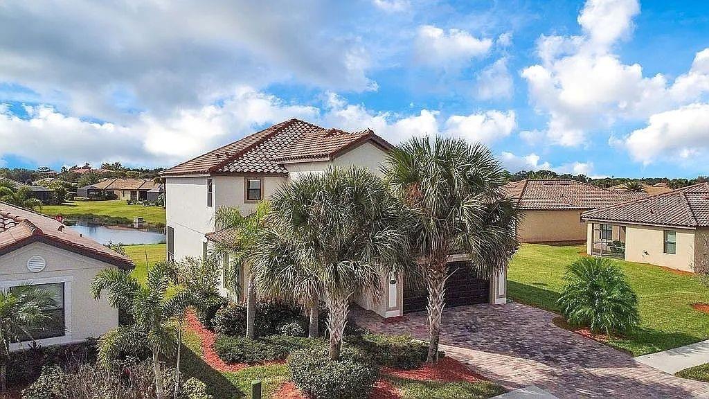 6914 QUIET CREEK DR, BRADENTON, FL, 34212
