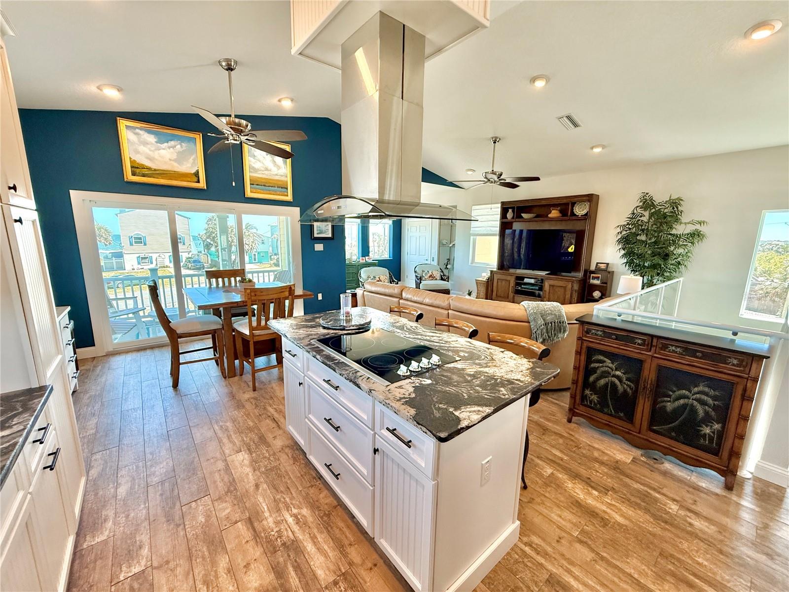 2948 N OCEAN SHORE BLVD, FLAGLER BEACH, FL, 32136