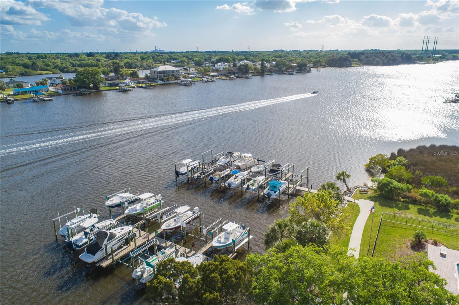 8910 EAGLE WATCH DR, RIVERVIEW, FL, 33578