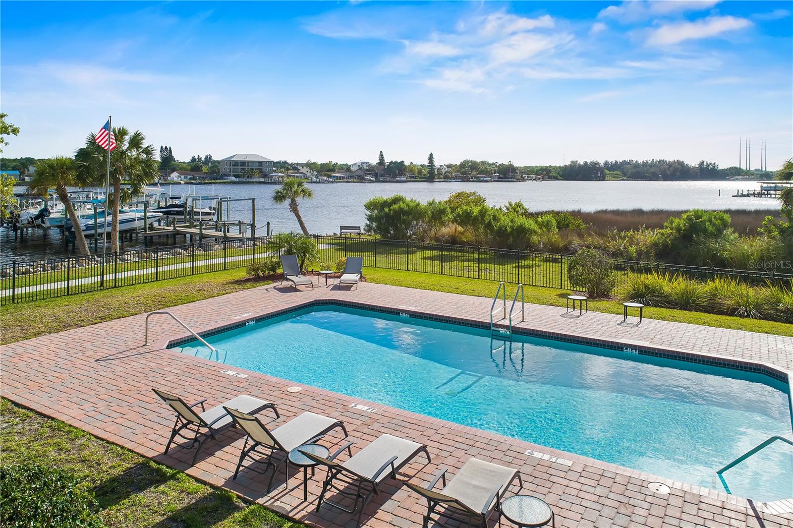 8910 EAGLE WATCH DR, RIVERVIEW, FL, 33578