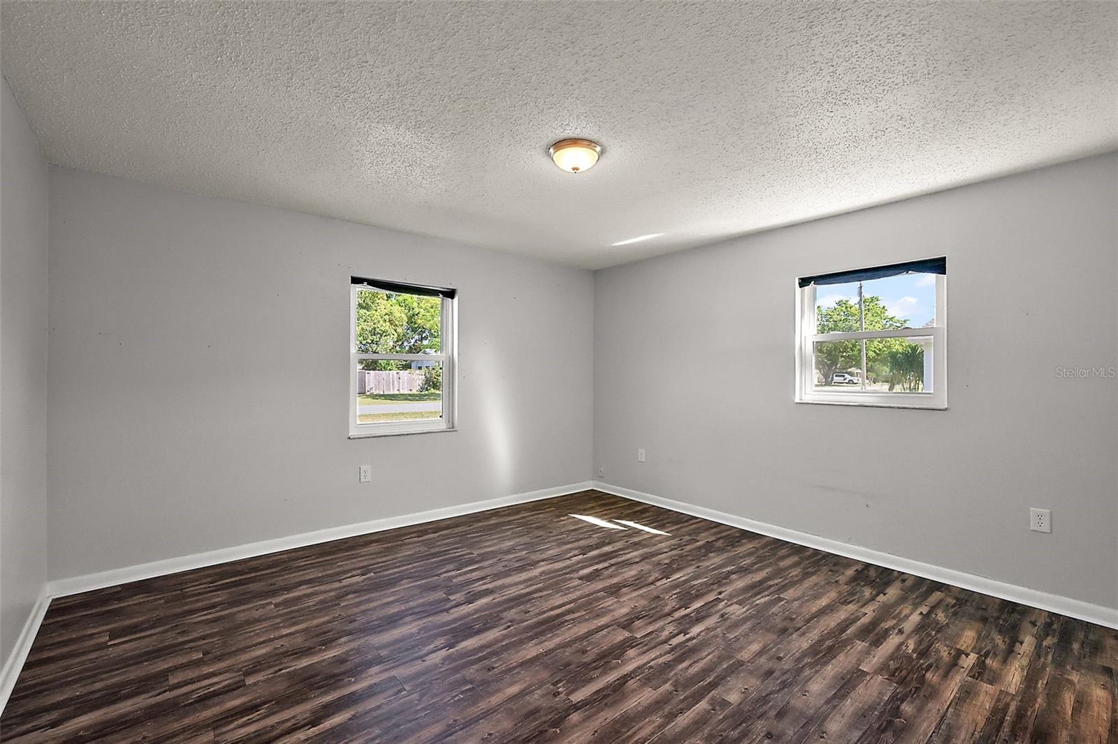 900 MAPLE AVE, FRUITLAND PARK, FL, 34731