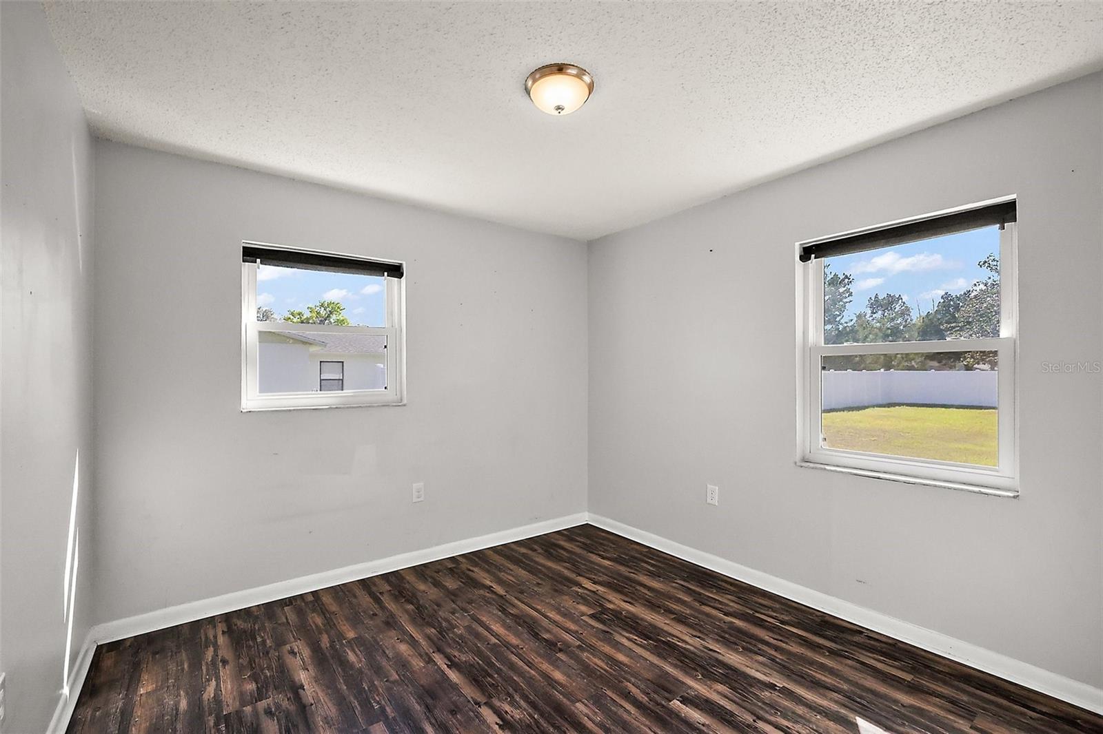 900 MAPLE AVE, FRUITLAND PARK, FL, 34731