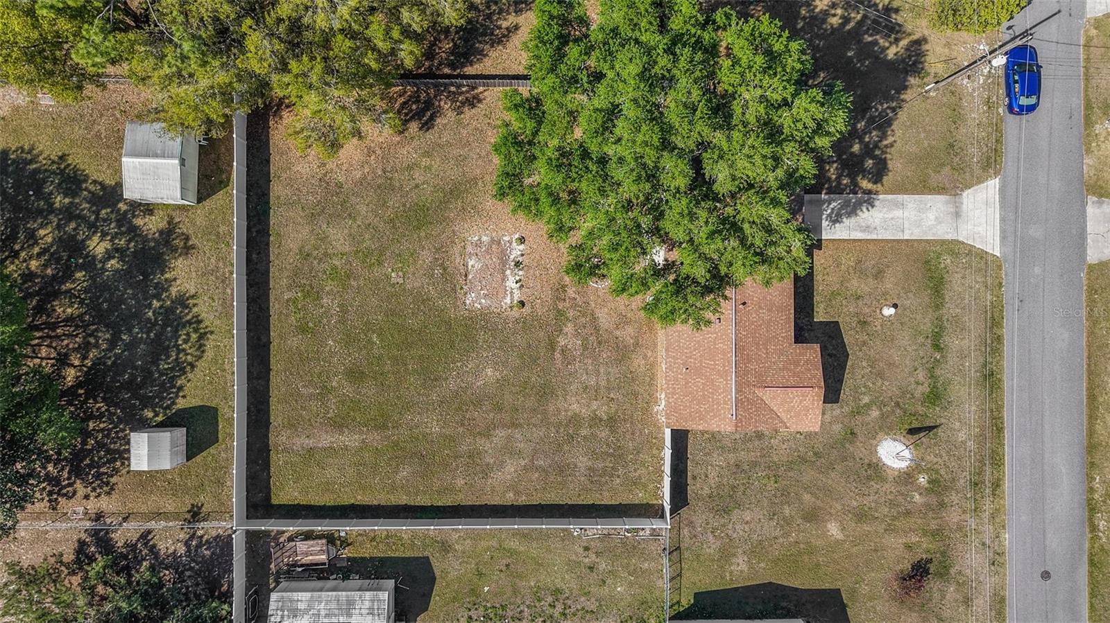 900 MAPLE AVE, FRUITLAND PARK, FL, 34731