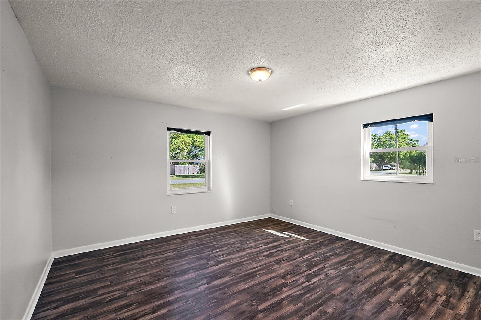 900 MAPLE AVE, FRUITLAND PARK, FL, 34731