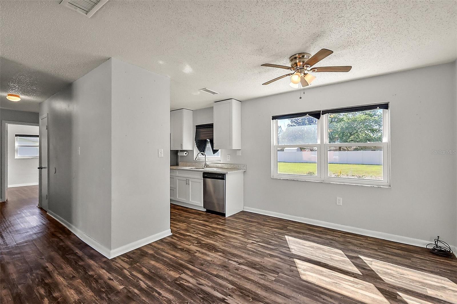 900 MAPLE AVE, FRUITLAND PARK, FL, 34731