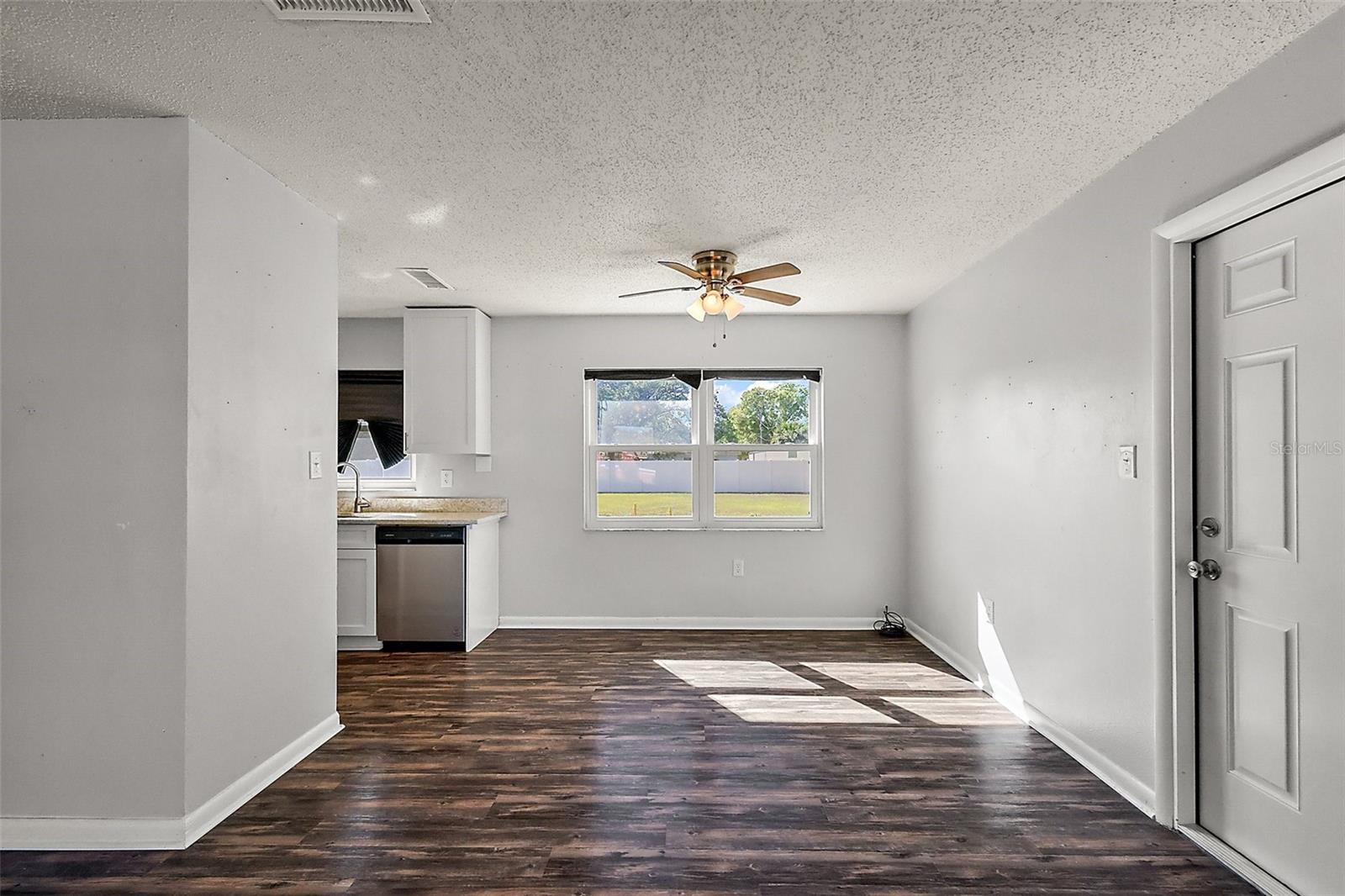 900 MAPLE AVE, FRUITLAND PARK, FL, 34731