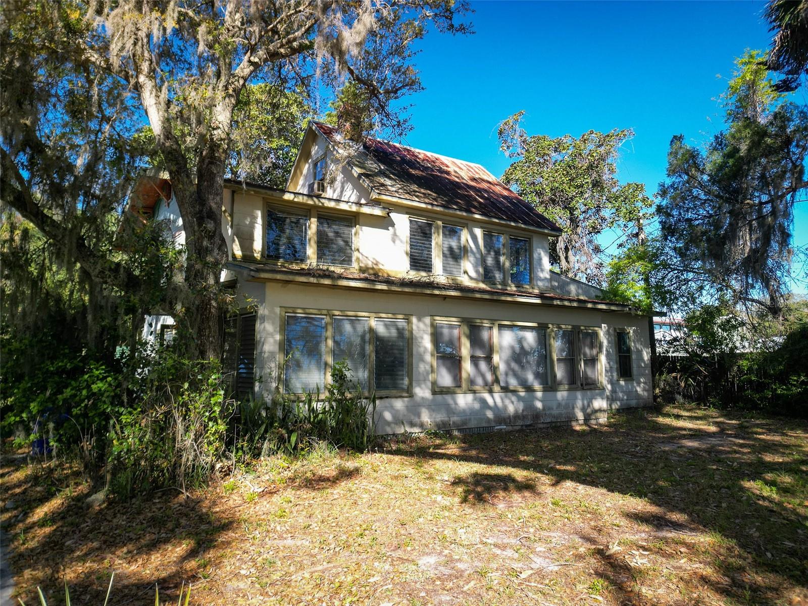 114 N RIVERSIDE DR, EDGEWATER, FL, 32132