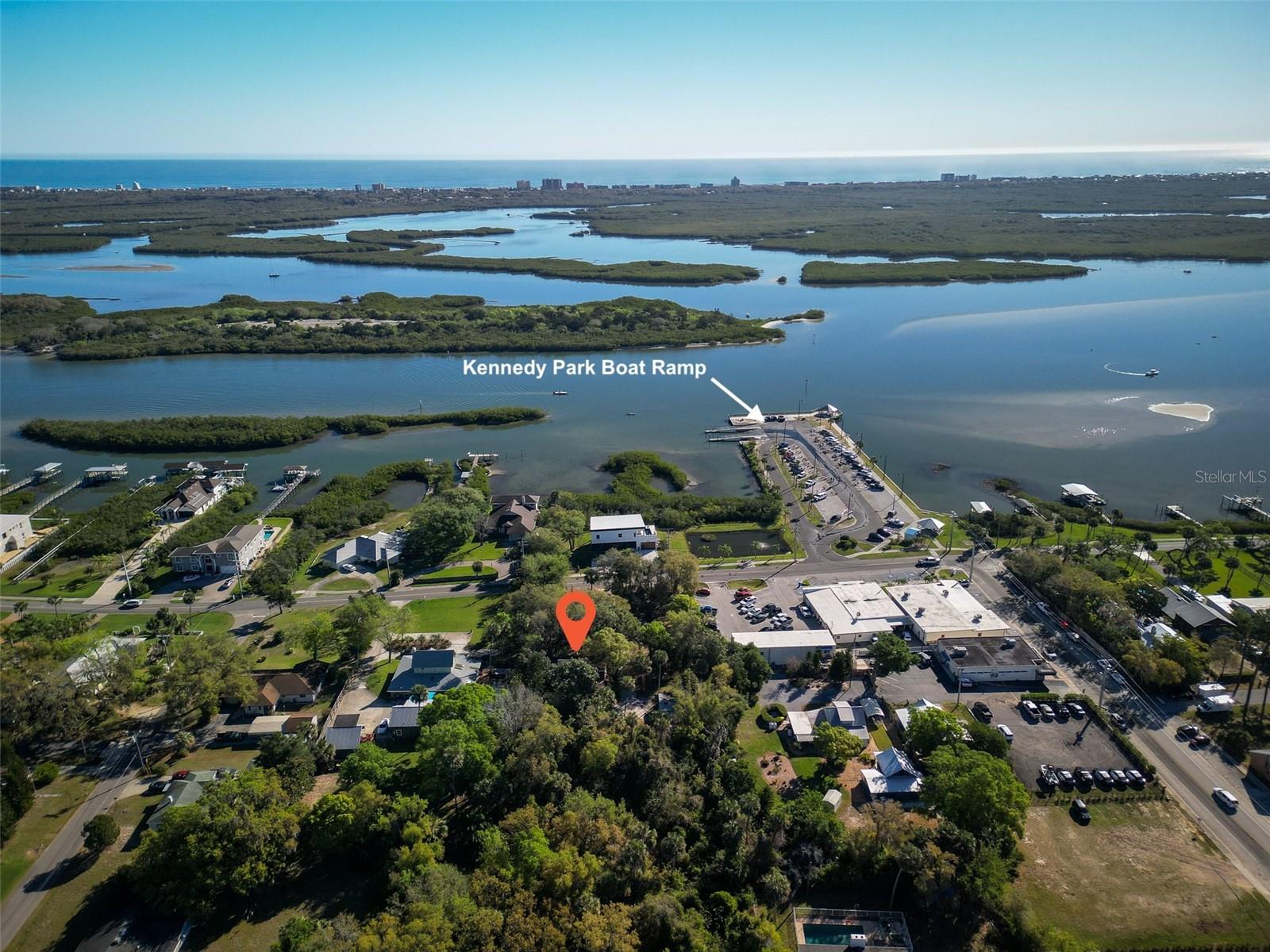 114 N RIVERSIDE DR, EDGEWATER, FL, 32132