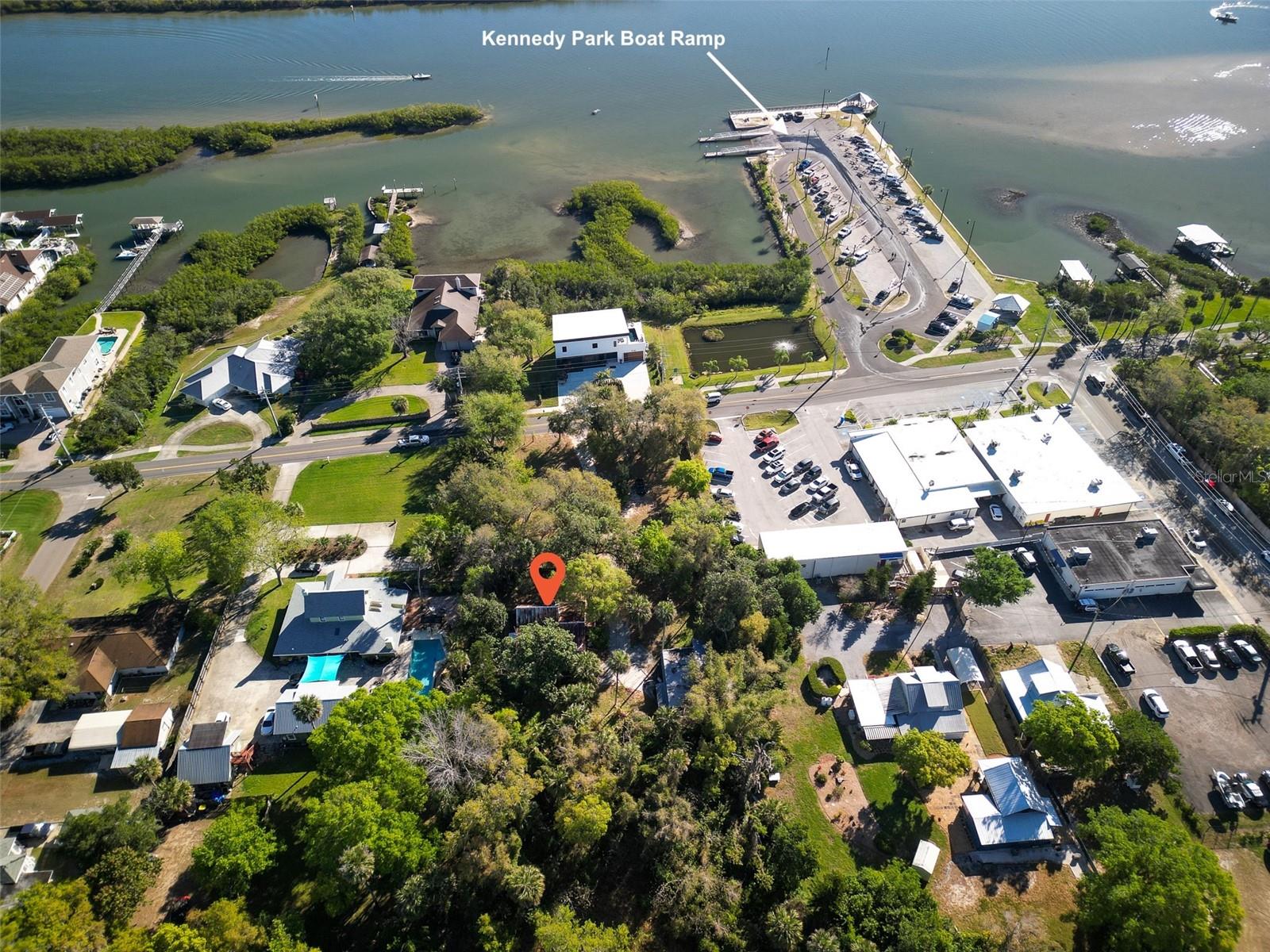 114 N RIVERSIDE DR, EDGEWATER, FL, 32132