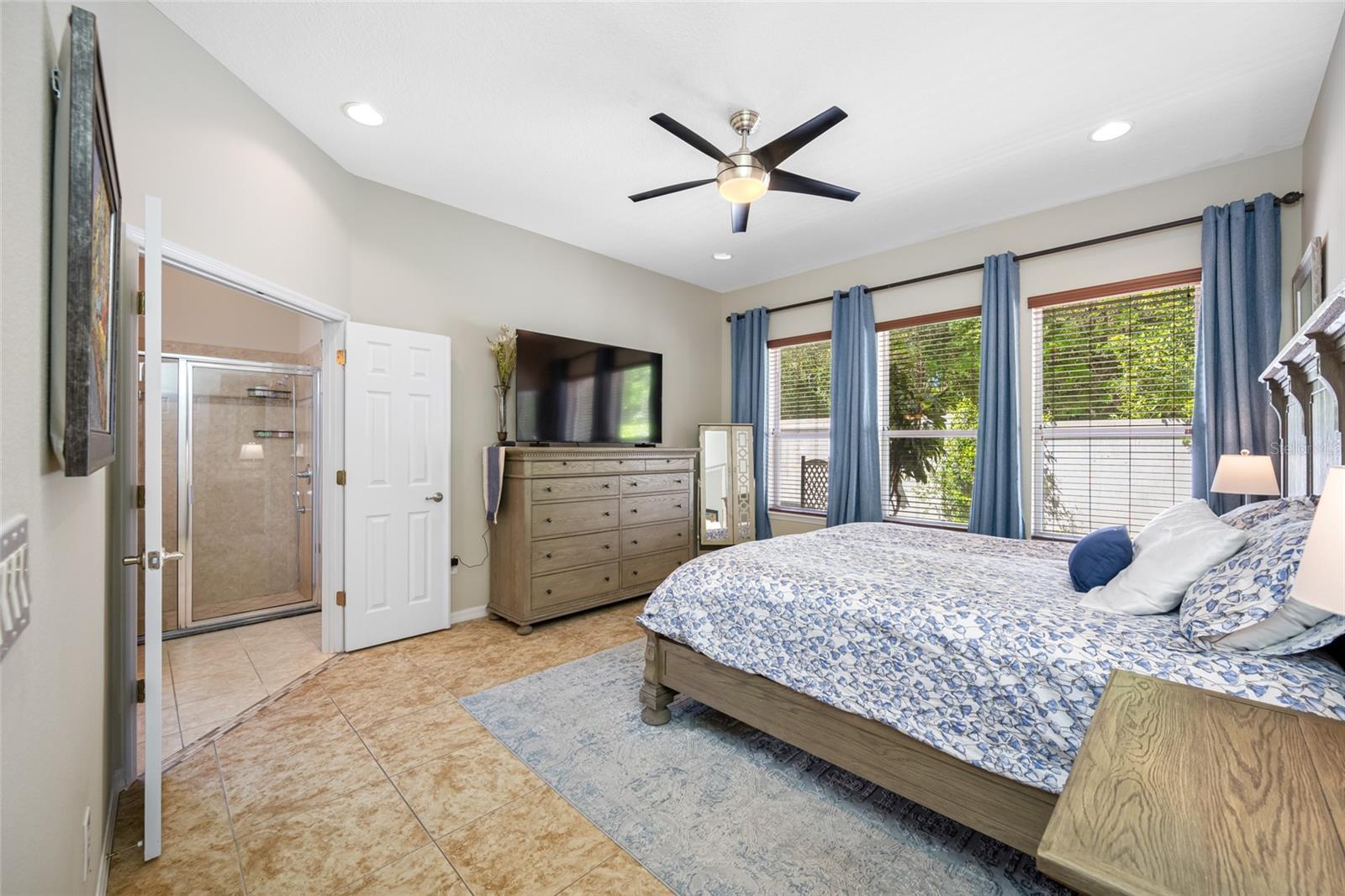6405 SEA LAVENDER LN, TAMPA, FL, 33625