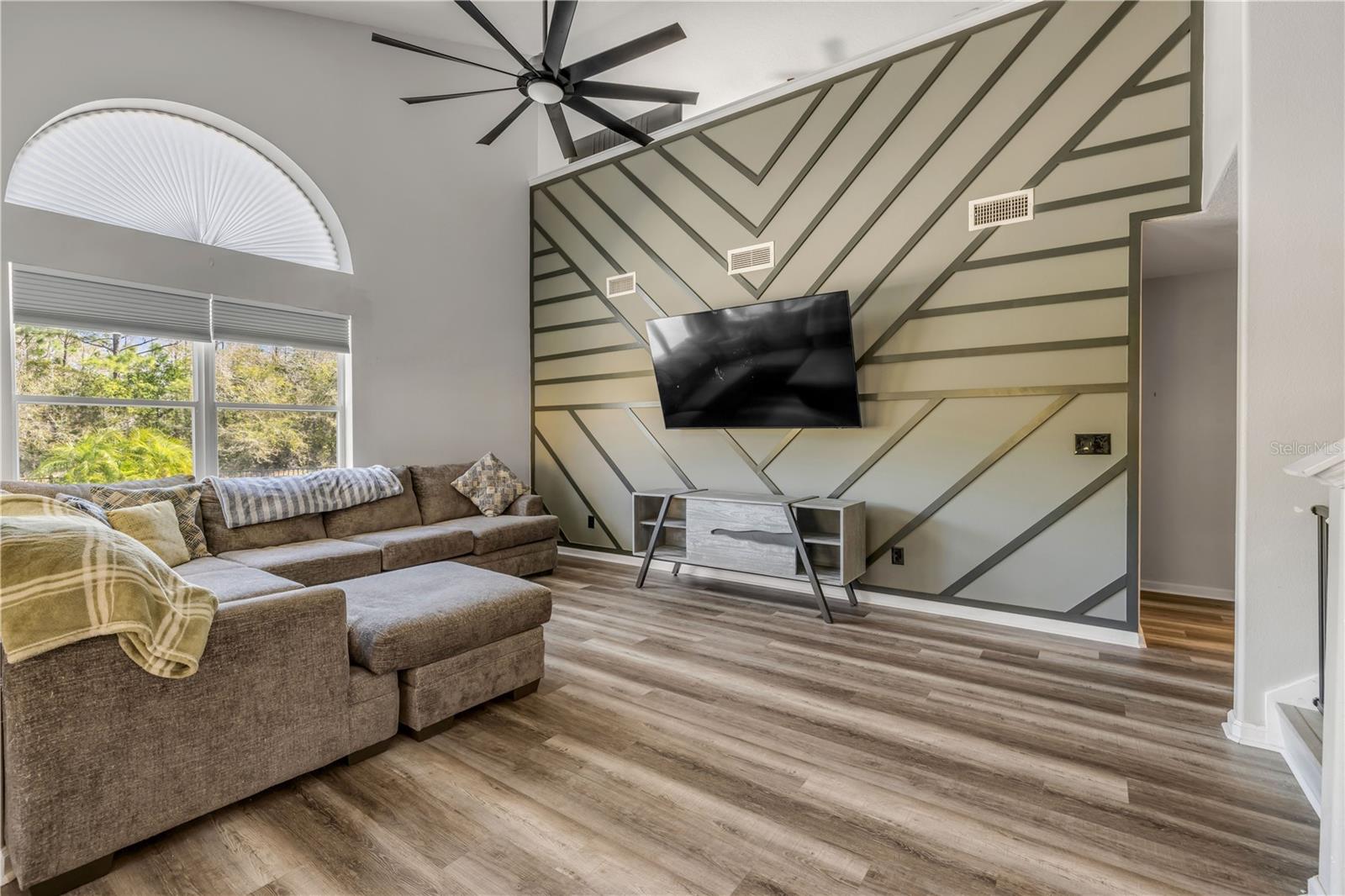 225 PERFECT DR, DAYTONA BEACH, FL, 32124