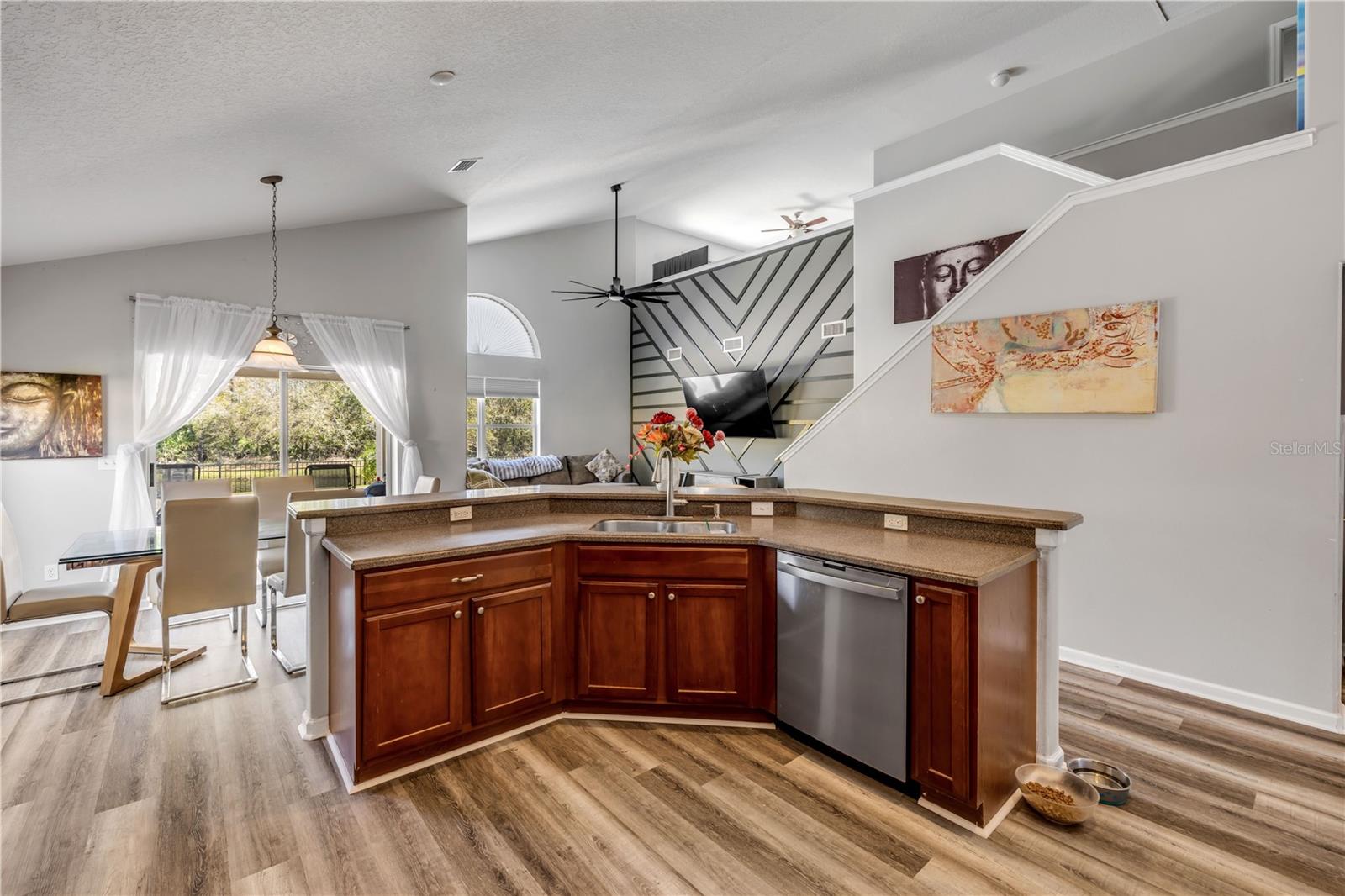 225 PERFECT DR, DAYTONA BEACH, FL, 32124
