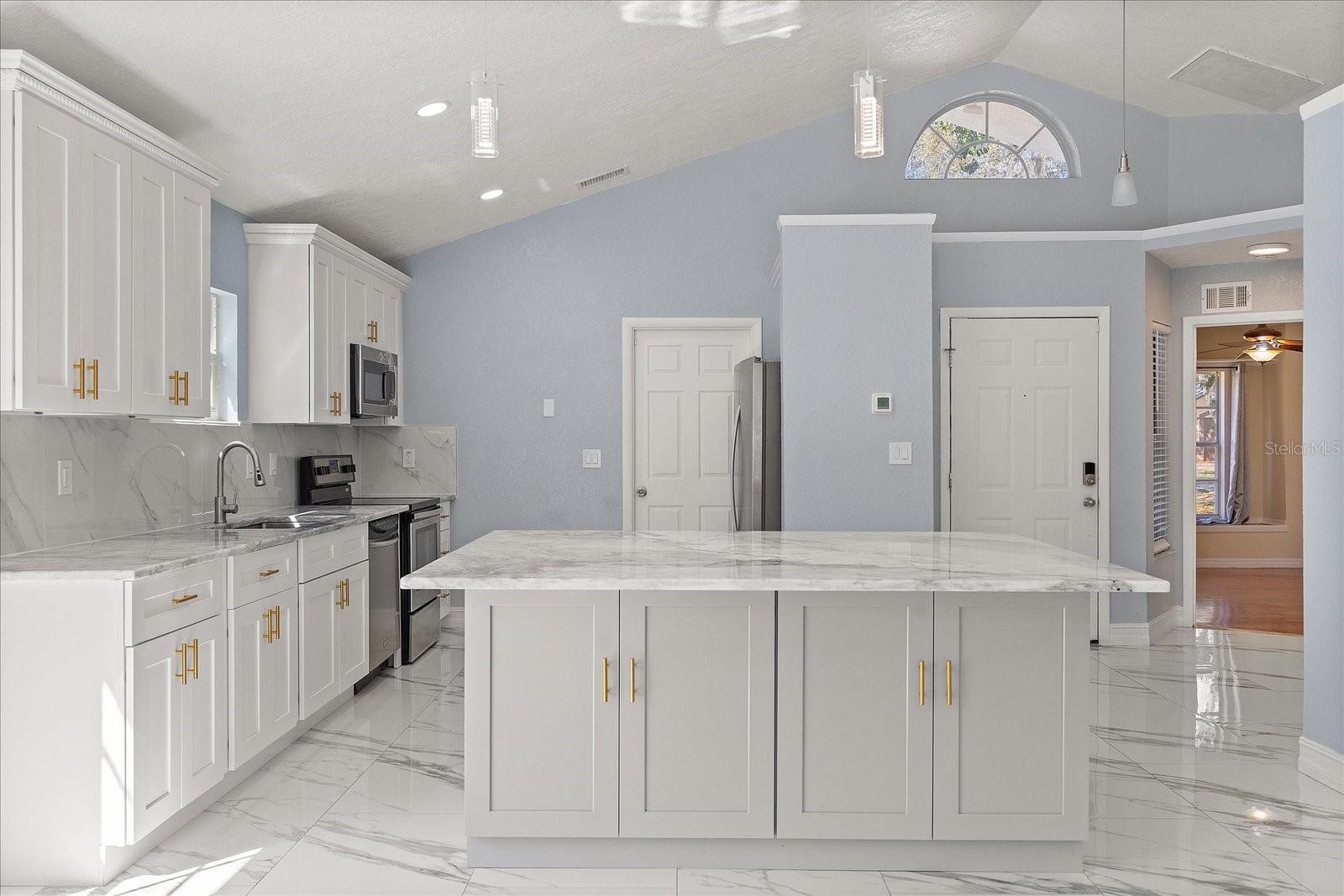 HIAWASSEE LANDINGS, ORLANDO, FL, 32818