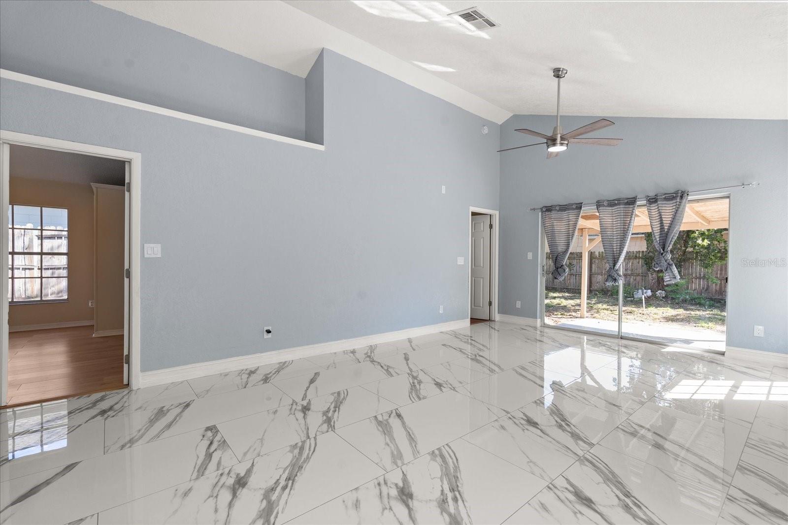 HIAWASSEE LANDINGS, ORLANDO, FL, 32818