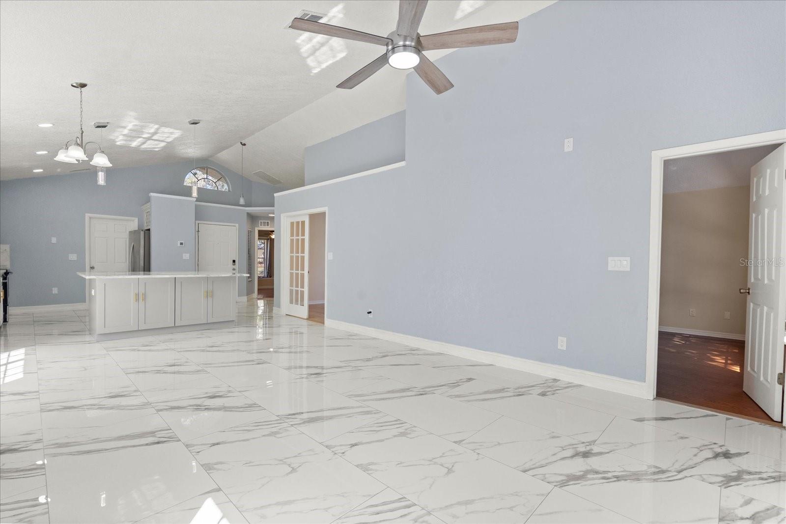 HIAWASSEE LANDINGS, ORLANDO, FL, 32818