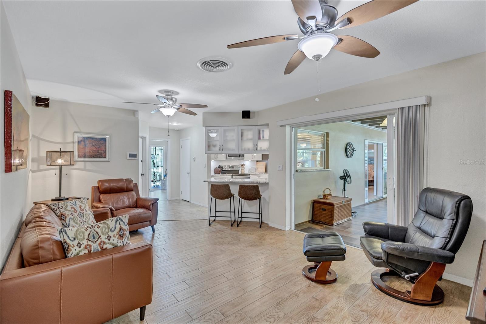 8243 37TH AVE N, ST PETERSBURG, FL, 33710