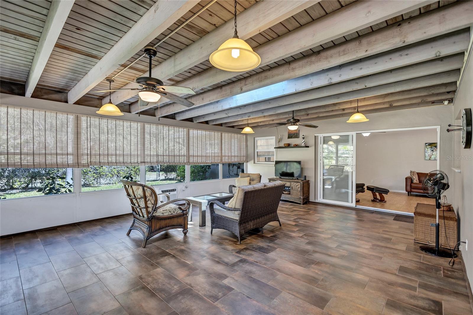 8243 37TH AVE N, ST PETERSBURG, FL, 33710