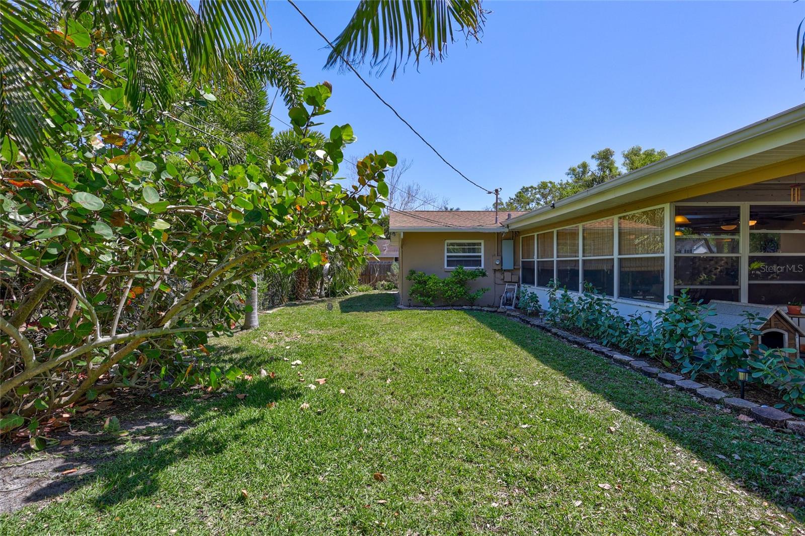 8243 37TH AVE N, ST PETERSBURG, FL, 33710