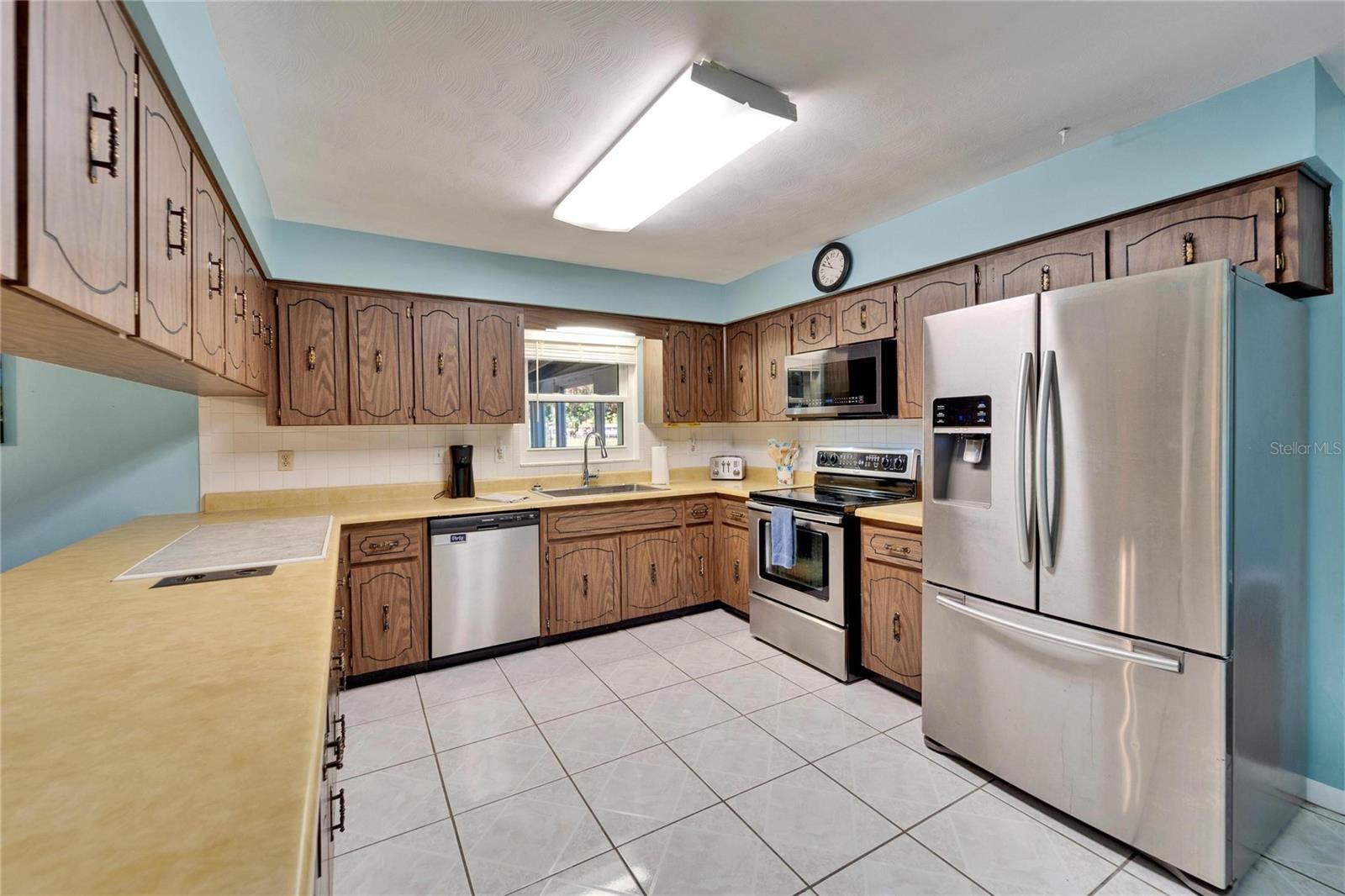 1006 MANDALAY DR, BRANDON, FL, 33511