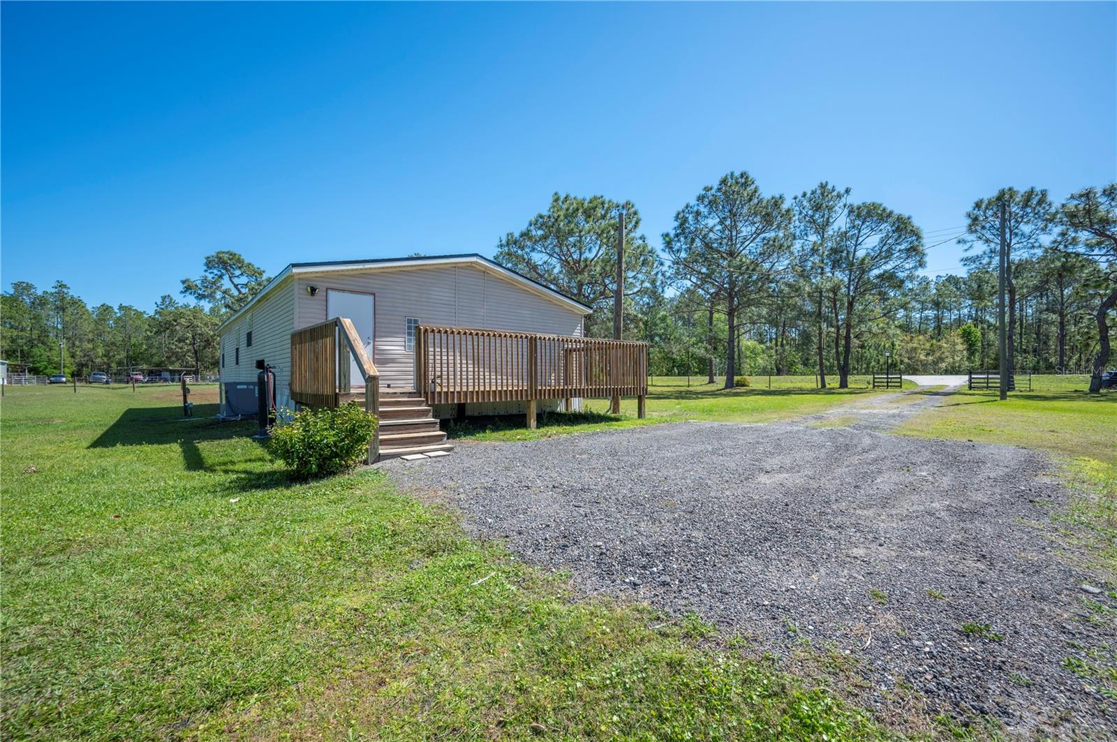 18770 COMMONWEALTH AVE N, POLK CITY, FL, 33868