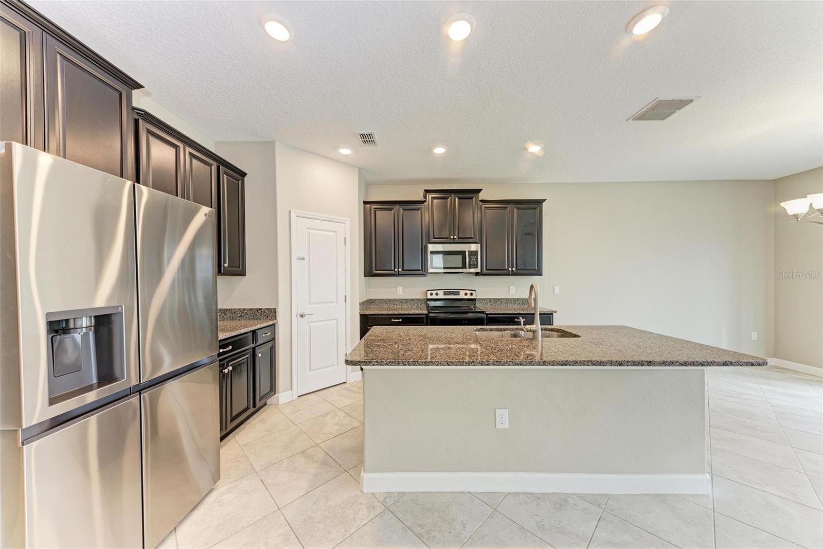 9917 IVORY DR, RUSKIN, FL, 33573