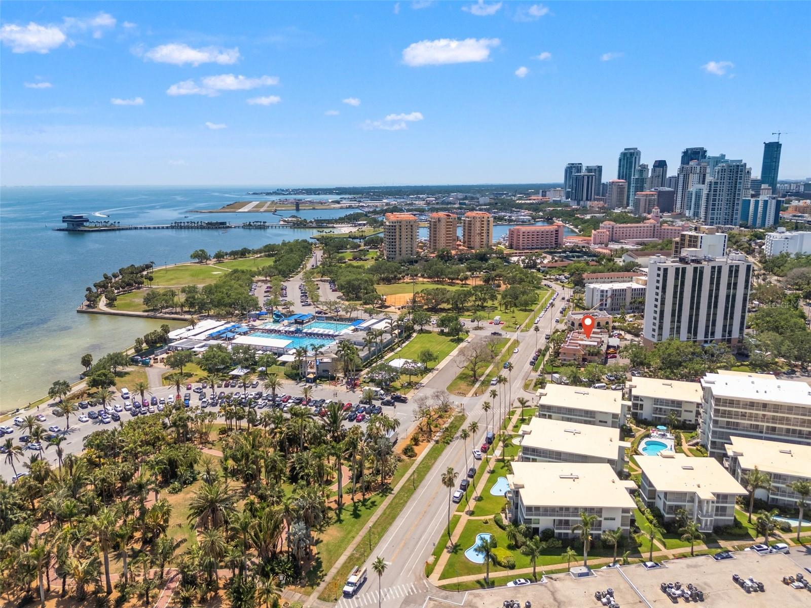 920 N SHORE DR NE, ST PETERSBURG, FL, 33701