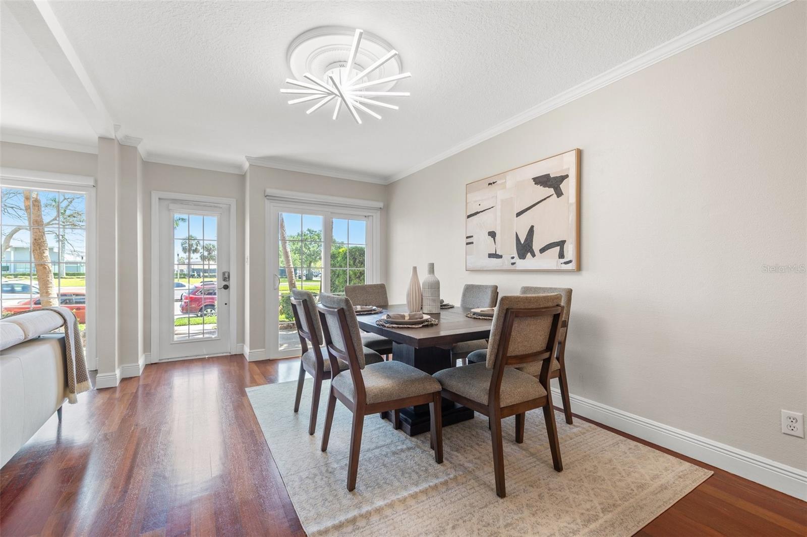 920 N SHORE DR NE, ST PETERSBURG, FL, 33701