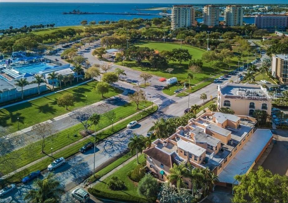 920 N SHORE DR NE, ST PETERSBURG, FL, 33701