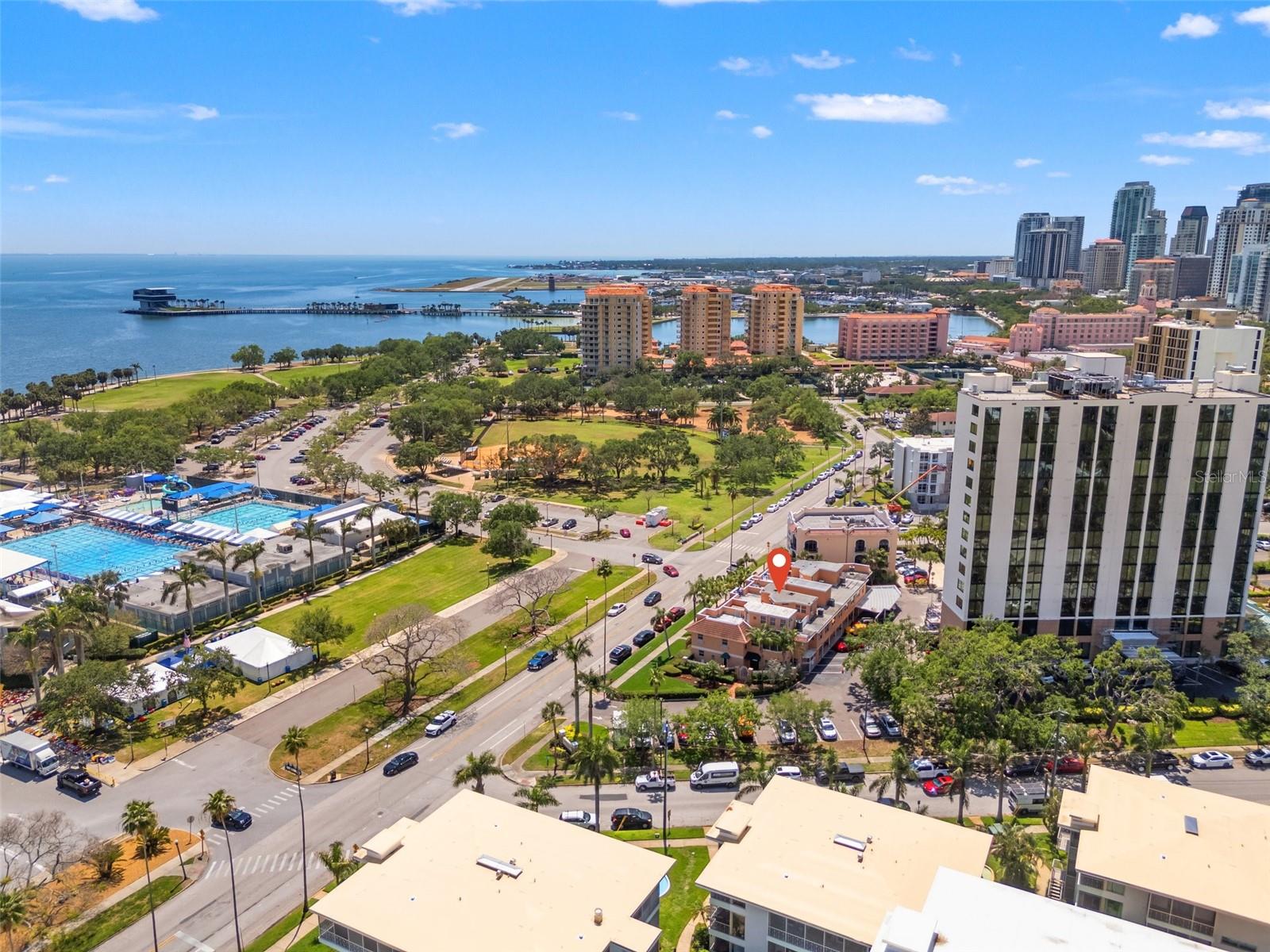 920 N SHORE DR NE, ST PETERSBURG, FL, 33701
