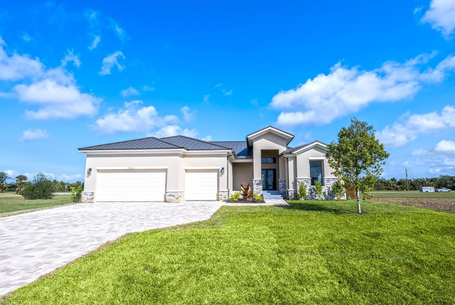 24166 COLIMA CT, PUNTA GORDA, FL, 33955